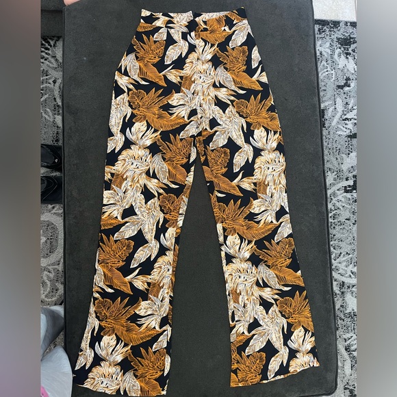 Bathing suit + Cover up Set - Picture 3 of 5